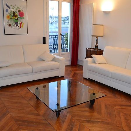 Appartement Moulin Rouge II Paris Room photo