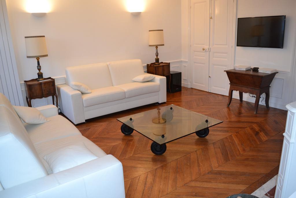 Appartement Moulin Rouge II Paris Room photo